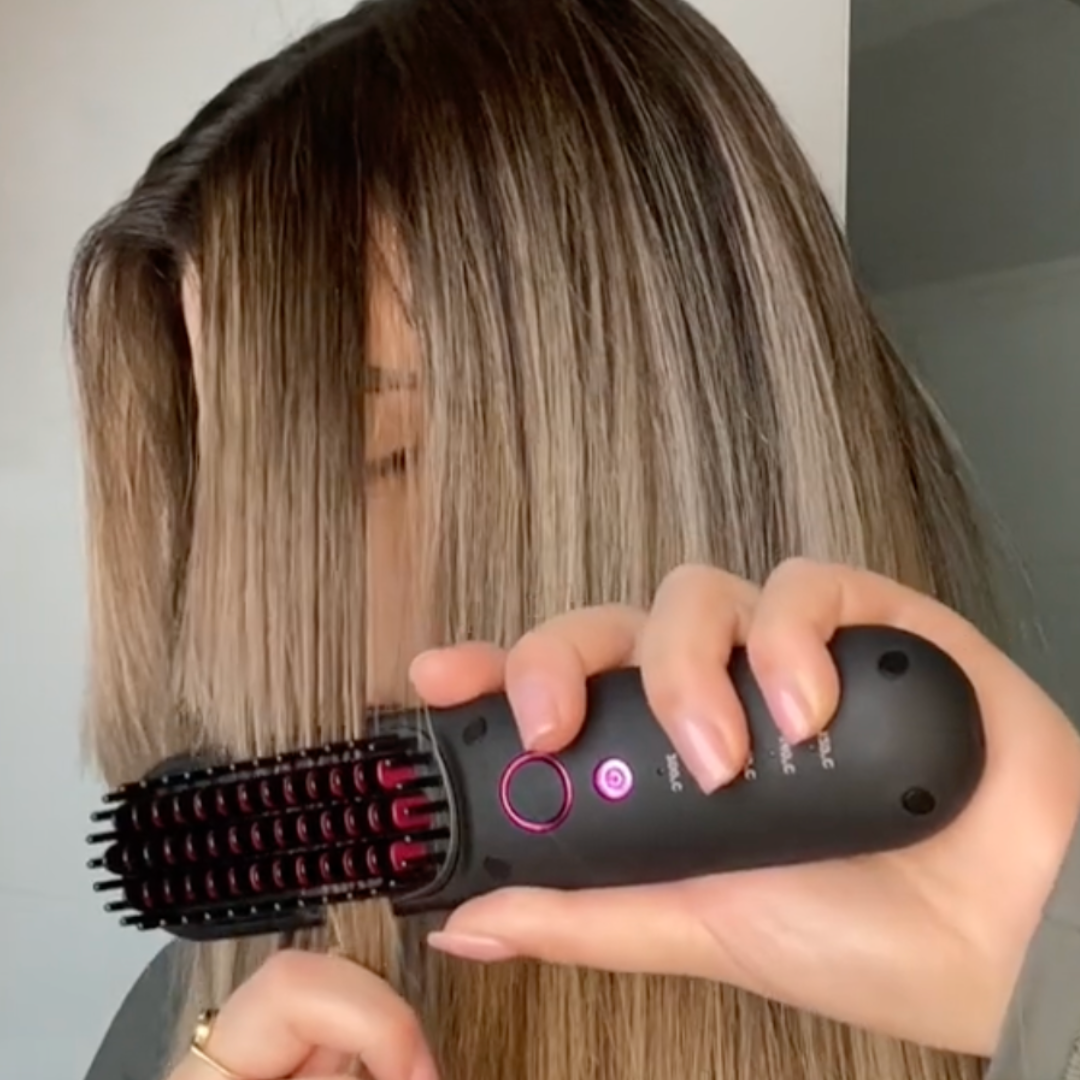 Silkbabe™ – Cordless Straightening Brush
