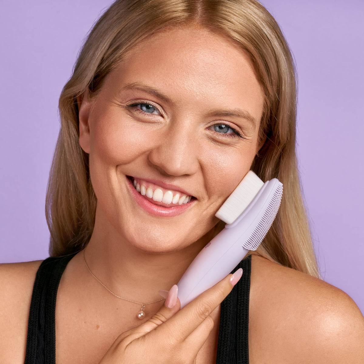 GlowReset 2-in-1 Silicone Facial Cleansing & Massage Brush